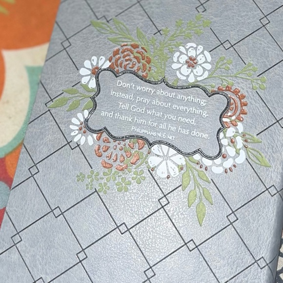 3/13💄 365 Days of Prayer for Women - Picture 2 of 8